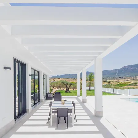 Cubo's Los Javieles Infinity View Pool Villa Alhaurin el Grande