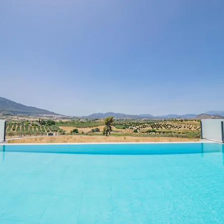 Villa Cubo's Los Javieles Infinity View Pool *