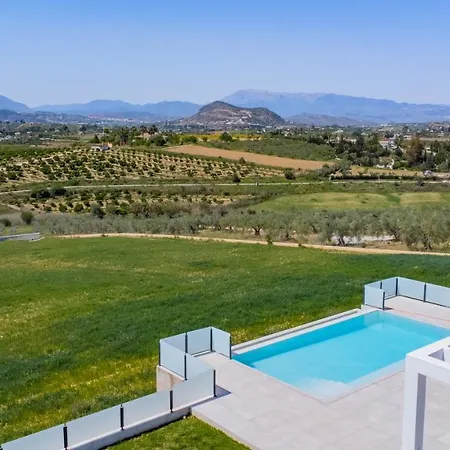 Cubo's Los Javieles Infinity View Pool *